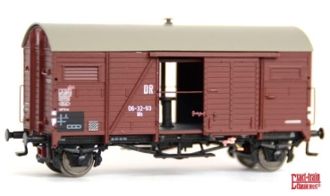 H0 D DR Güterwagen ged., Hkms, 2A Ep.IV, Rollenlager, Ofen,  militär Frontfenster