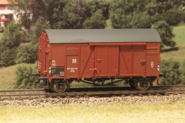 H0 D DR Güterwagen ged., Oppeln, 2A, Ep. III, braun, Gleitlager,