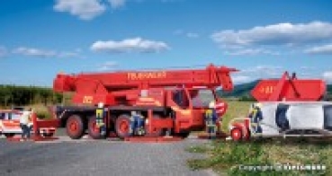 H0 Nutzfahrzeuge LKW BS Feuerwehrkranwagen, Liebherr LTM 1050/ 4, L=14,5x 3,5x 4,5cm, ausgefahren L=12x 9x 36cm, etc........................................................