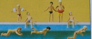 H0 Figur Kinder im Schwimmbad