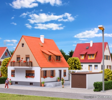 H0 Gebäude BS Einfamilienhaus mit Terrasse, Garage und Pergola, L= 14x 12x 10,8cm, etc.........................................................