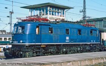 N D DB Elektrolokomotive BR 118, Ep.IV, blau, L=106mm, R= 192mm, etc.......................................................................