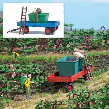 H0 Landwirtschaft  Traubenernte mit Gummiwagen, Anhänger , Leiter, Behälter, Figur, etc........................................................................................