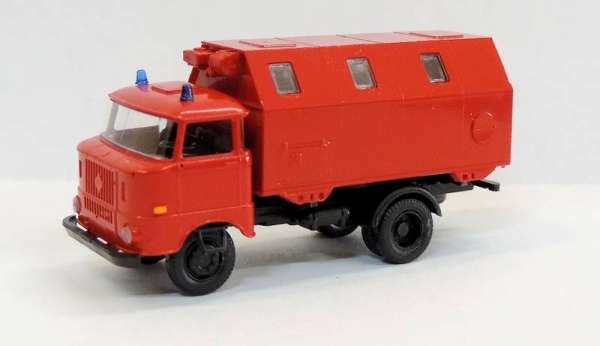 TT DDR LKW IFA Feuerwehr W50L LAK II Feuerwehr, rot, etc................................................................................................