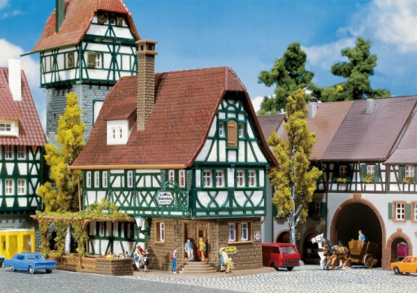 N Gebäude Gasthof Rothenburg, Ep.I, 117x 83x 100mm, etc.....................................................................