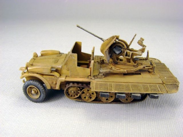 H0 mili D DW BS Fliegerabwehrwagen, SdKfz 10/ 4  2cm FlakSfL , etc....................................................................................