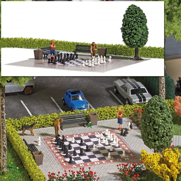 H0 Geländegestaltung Gartenschach, 105x 105mm, Hecke L= 250mm, Bäumchen H= 55mm, Parkbänke, Papierkorb, Figuren, etc............................................................................