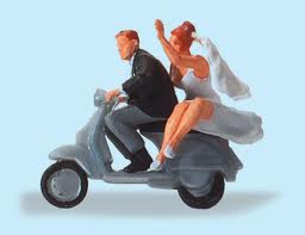 H0 Figur Brautpaar auf Vespa etc......................................................................................................................