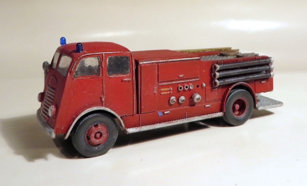 H0 F Einsatzfahrzeuge LKW Ford Feuerwehr LF20 Metz, etc.....................................................................