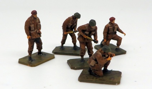 H0 mili Figuren GB Britische Fallschirmjäger, Geschützmannschaft, etc..............................................................................................................