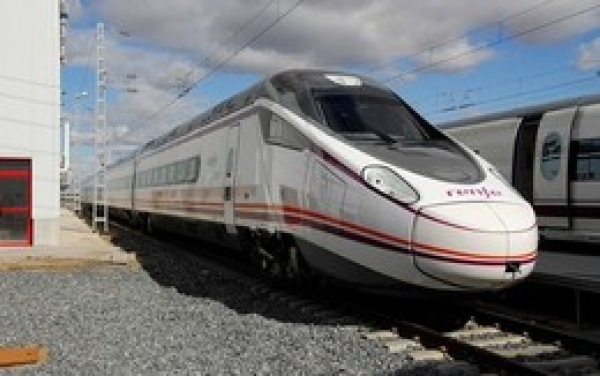 N E RENFE Elektrischer Triebzug Rh S 114- 4, 4teilig, 4A, Ep.VI, etc..............................